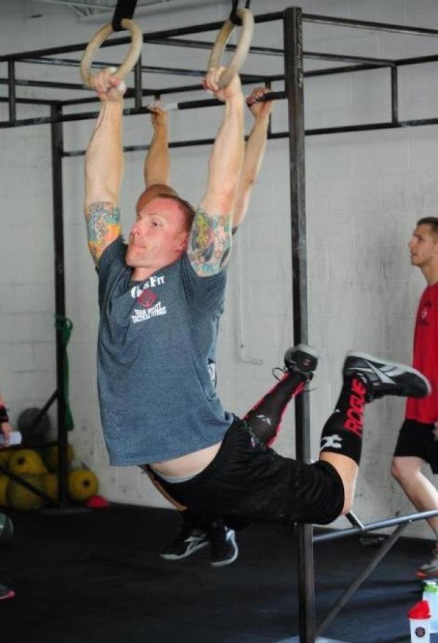 250983_3698646258843_303342109_n